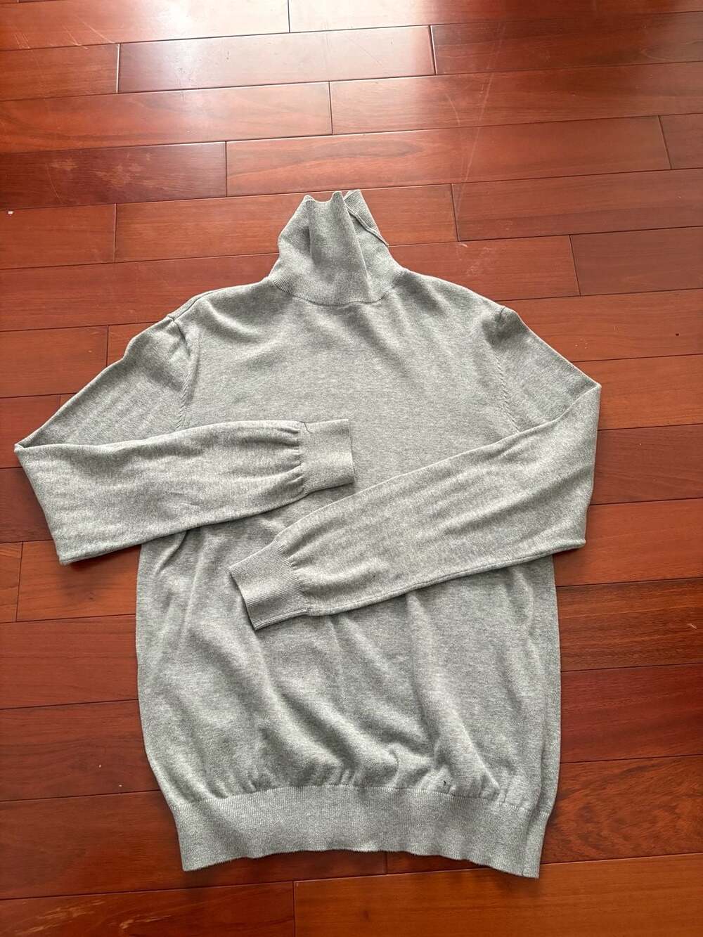 H&M Slim Fit Gray Turtleneck Knit Sweater